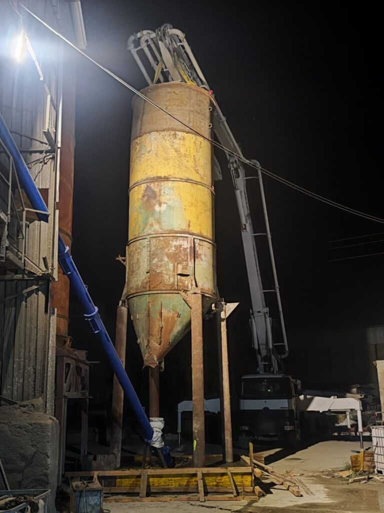 Силози и бетонопомпа