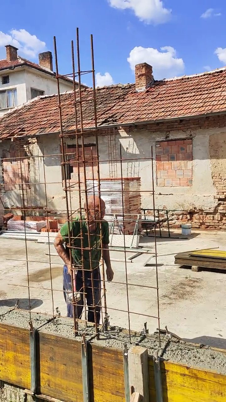 Видео