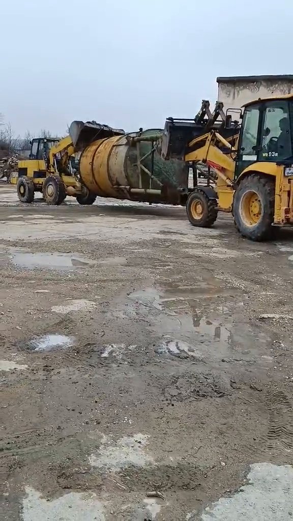 Видео